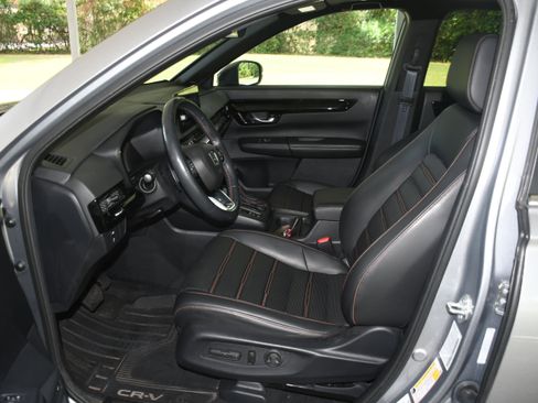 Used 2023 Honda CR-V Sport Touring image 8
