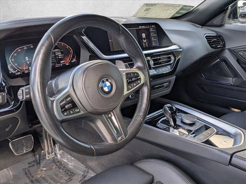 Used 2025 BMW Z4 sDrive30i w/ Premium Package image 10