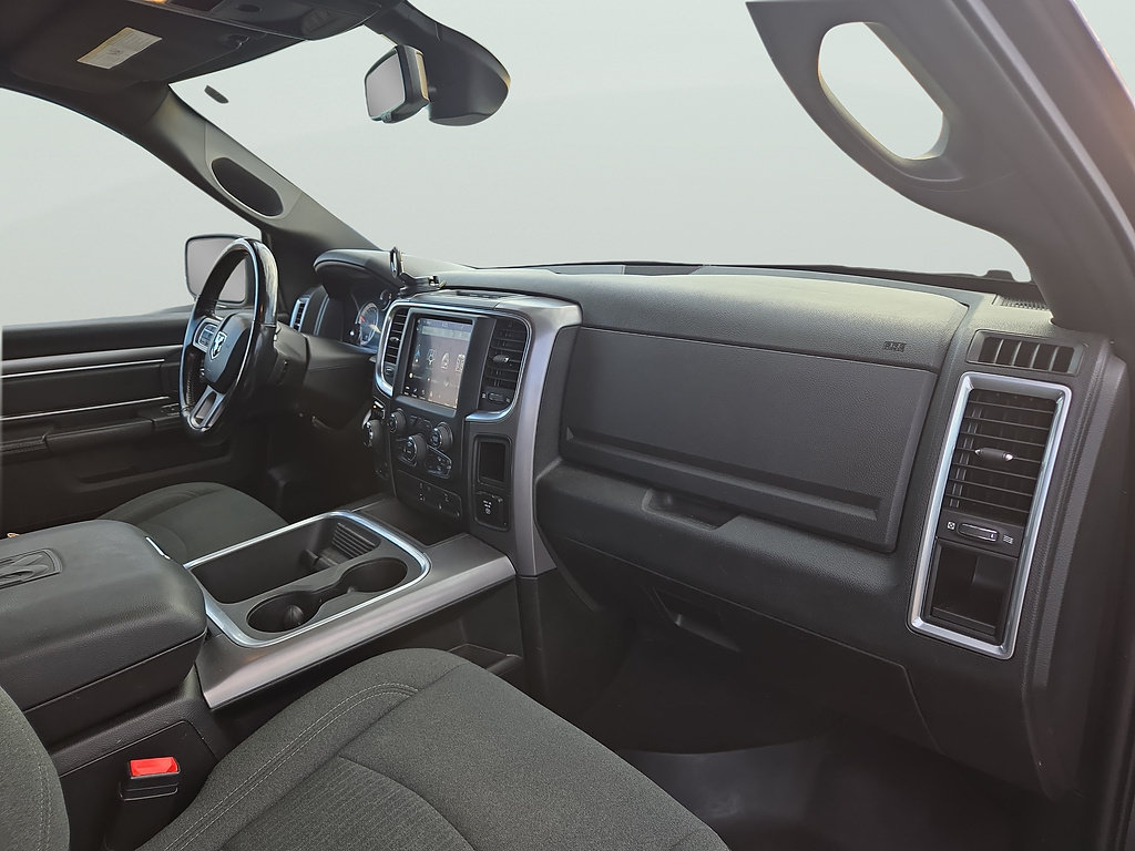 Used 2022 RAM 1500 Warlock AWD/4WD image 27