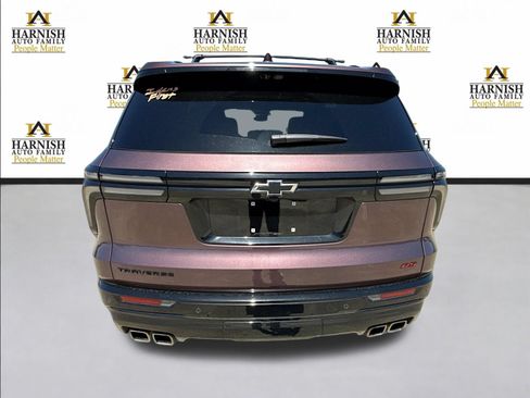 Used 2024 Chevrolet Traverse RS FWD image 4