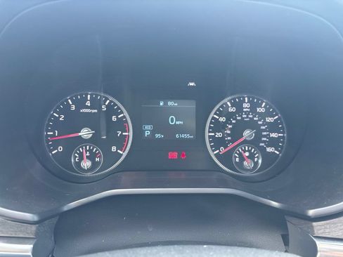 Used 2022 Kia Telluride EX w/ EX Premium Package FWD image 9