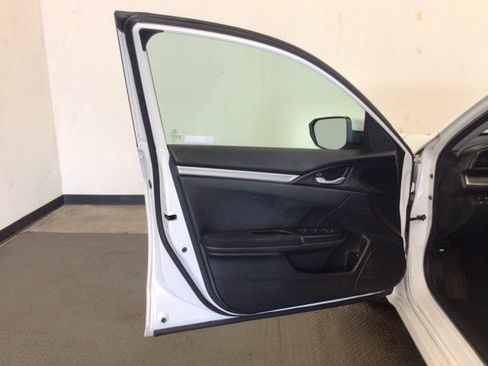 Used 2019 Honda Civic LX image 14