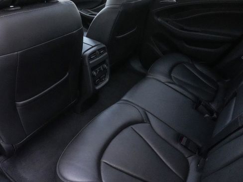 Used 2020 Buick Envision Essence w/ Experience Buick Package FWD image 33