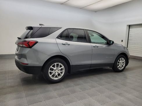 Used 2023 Chevrolet Equinox LS w/ LS Convenience Package FWD image 10