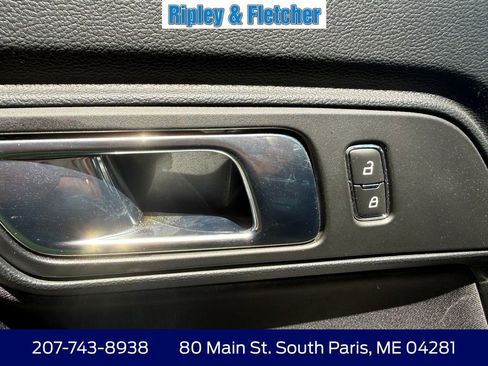 Used 2020 Ford Mustang GT w/ Black Accent Package RWD image 10