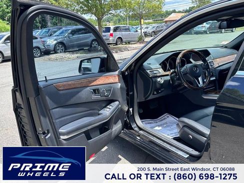 Used 2014 Mercedes-Benz E 350 4MATIC Sedan image 9