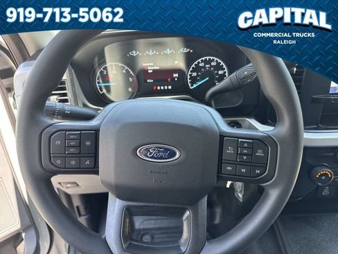 New 2025 Ford F450 XL w/ XL Chrome Package RWD image 24
