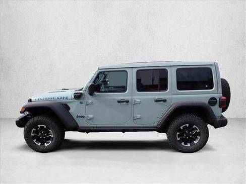 Used 2024 Jeep Wrangler Unlimited Rubicon 4xe w/ Capability Package AWD/4WD image 12