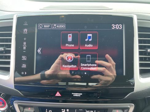 Used 2018 Honda Ridgeline Black Edition image 21