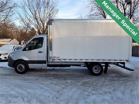 Used 2022 Mercedes-Benz Sprinter 3500 image 4