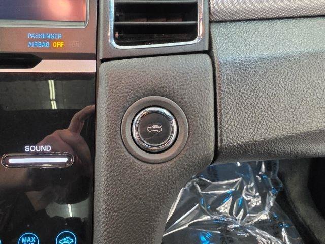 Used 2015 Ford Taurus SHO w/ Equipment Group 401A AWD/4WD image 25