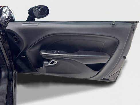 Used 2018 Dodge Challenger SXT Plus image 15