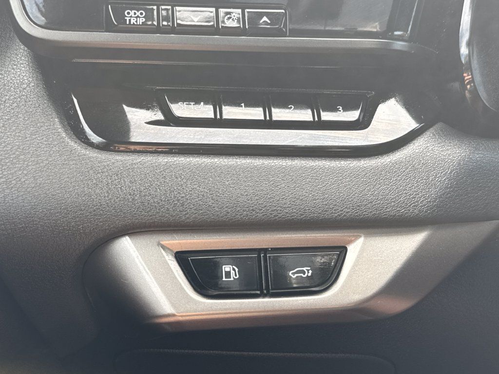 Used 2025 Lexus RX 350h AWD/4WD image 30