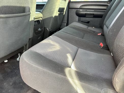 Used 2011 Chevrolet Silverado 3500 LT w/ Interior Plus Package image 4