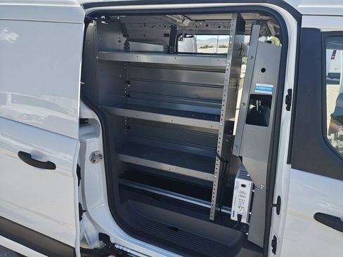 Used 2019 Ford Transit Connect XL FWD image 7
