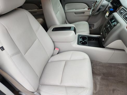 Used 2014 GMC Yukon SLT w/ Texas Edition image 14