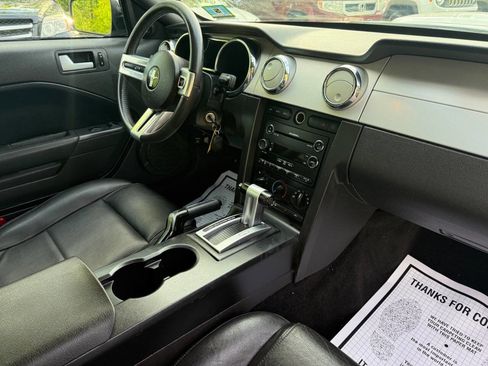 Used 2008 Ford Mustang Premium RWD image 14