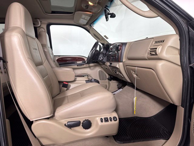 Used 2007 Ford F250 Lariat AWD/4WD image 4
