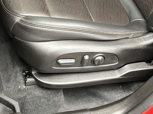 Certified 2023 Chevrolet Traverse High Country w/ LPO, Floor Liner Package image 12