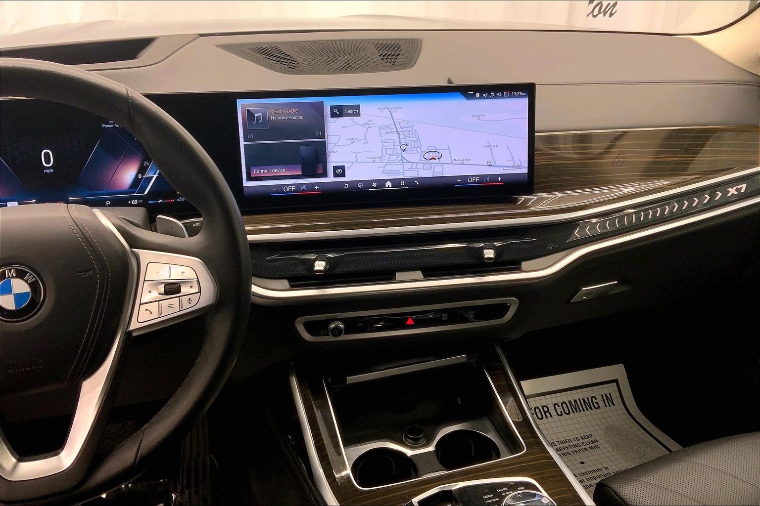 Used 2024 BMW X7 xDrive40i w/ Executive Package AWD/4WD image 17