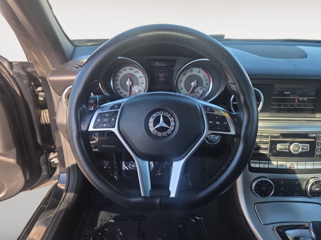 Used 2016 Mercedes-Benz SLK 300 image 12
