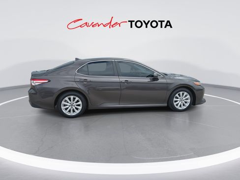 Certified 2020 Toyota Camry LE FWD image 9