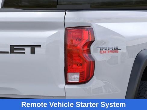 New 2026 Chevrolet Colorado Trail Boss AWD/4WD image 12