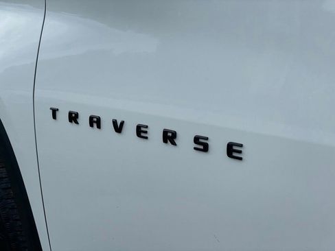 Used 2023 Chevrolet Traverse LT w/ Midnight/Sport Edition AWD/4WD image 29
