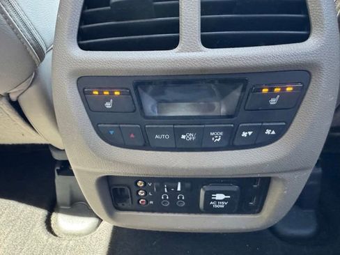Used 2017 Honda Pilot Elite image 16