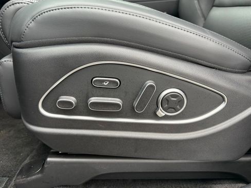Certified 2026 Hyundai Palisade Calligraphy AWD/4WD image 32