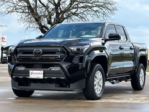 New 2026 Toyota Tacoma SR5 image 3