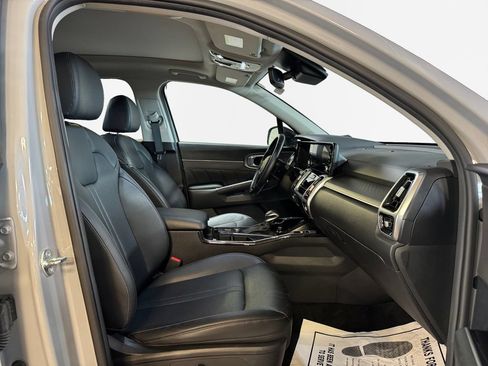 Certified 2023 Kia Sorento SX AWD/4WD image 26