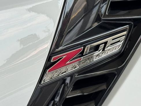 Certified 2019 Chevrolet Corvette Z06 RWD image 10