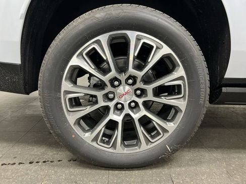 New 2026 GMC Yukon XL Denali w/ Sun & Power Step Package image 34