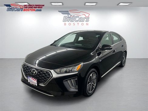 Used 2020 Hyundai Ioniq SEL image 1