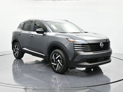 New 2026 Nissan Kicks SV image 3