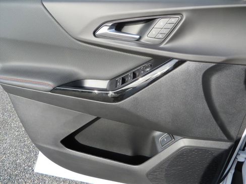 New 2026 Chevrolet Equinox RS w/ Convenience Package III image 28