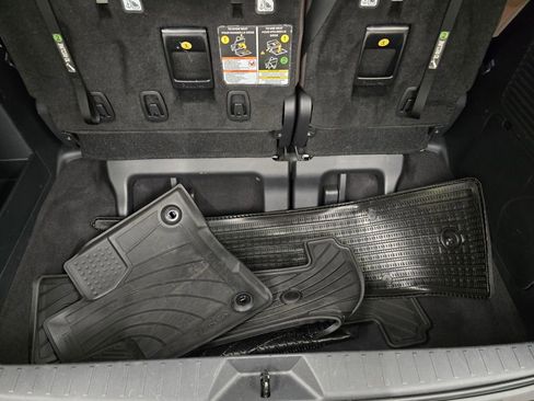 Used 2024 Toyota Sienna Platinum FWD image 48