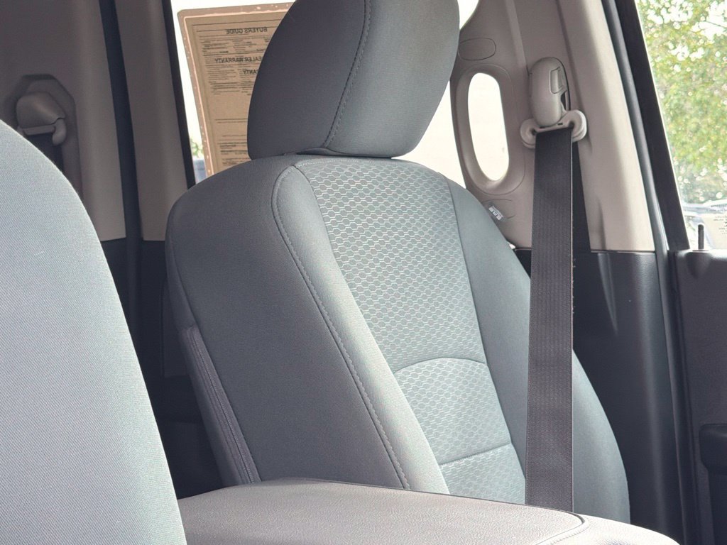 Used 2018 RAM 1500 Express AWD/4WD image 30