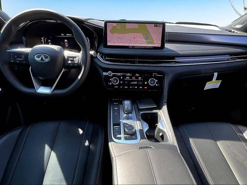 Used 2025 INFINITI QX60 Luxe w/ Black Edition image 16