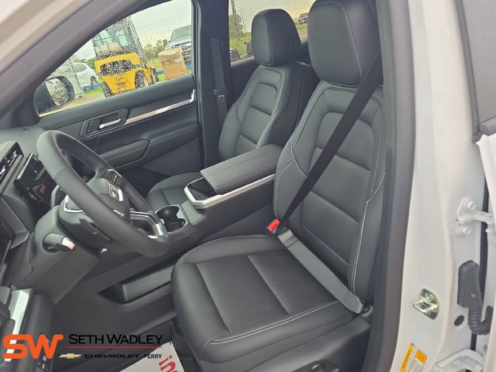 New 2027 GMC Terrain Elevation w/ Elevation Premium Package FWD image 16