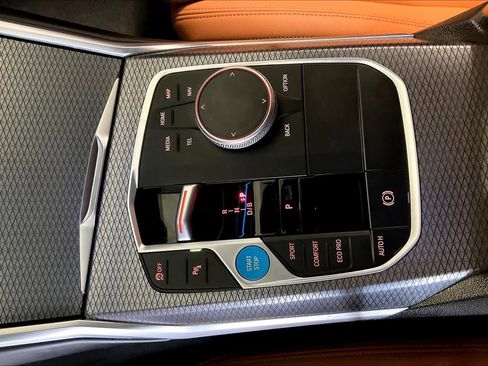 Certified 2025 BMW i4 eDrive40 image 15