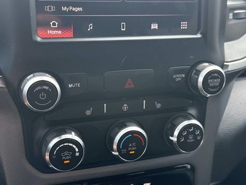 Used 2024 RAM 1500 Big Horn AWD/4WD image 20