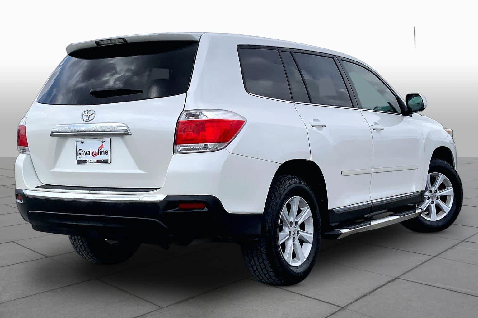 Used 2012 Toyota Highlander FWD image 13