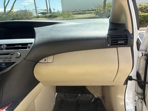 Used 2011 Lexus RX 350 2WD w/ Premium Pkg image 18