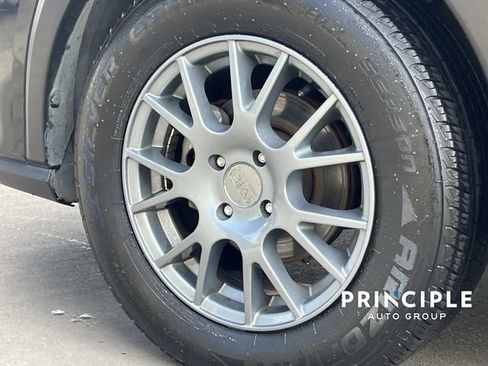 Used 2021 Nissan Kicks S FWD image 5