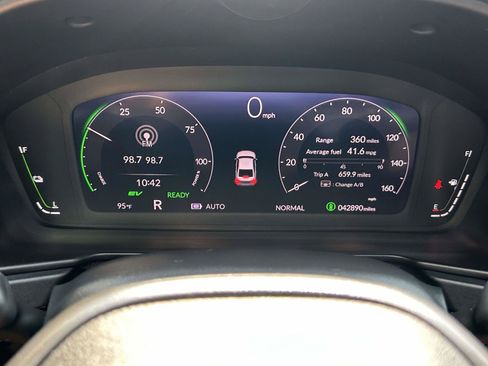 Used 2024 Honda Accord Sport image 19