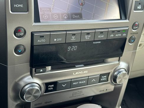 Used 2014 Lexus GX 460 Luxury AWD/4WD image 25