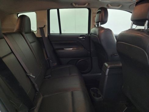 Used 2016 Jeep Compass High Altitude AWD/4WD image 19