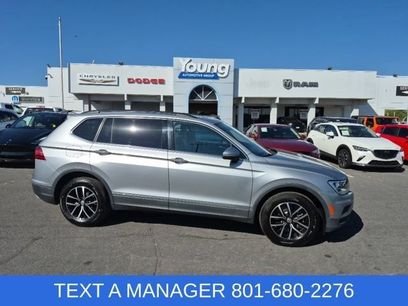 Used 2021 Volkswagen Tiguan SE w/ Panoramic Sunroof Package